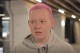В Москве парню с розовыми волосами пригрозили пистолетом