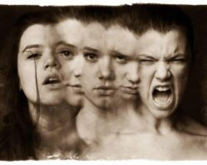 Шизофрения симптомы у женщин и признаки в молодости фото и лечение у женщин после 40